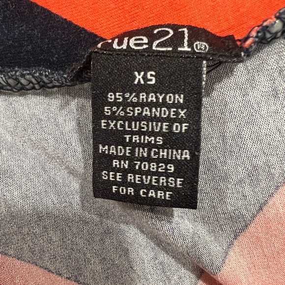 Rue21 Maxi Skirt - size XS - Coral/Navy Blue - Picture 5 of 5